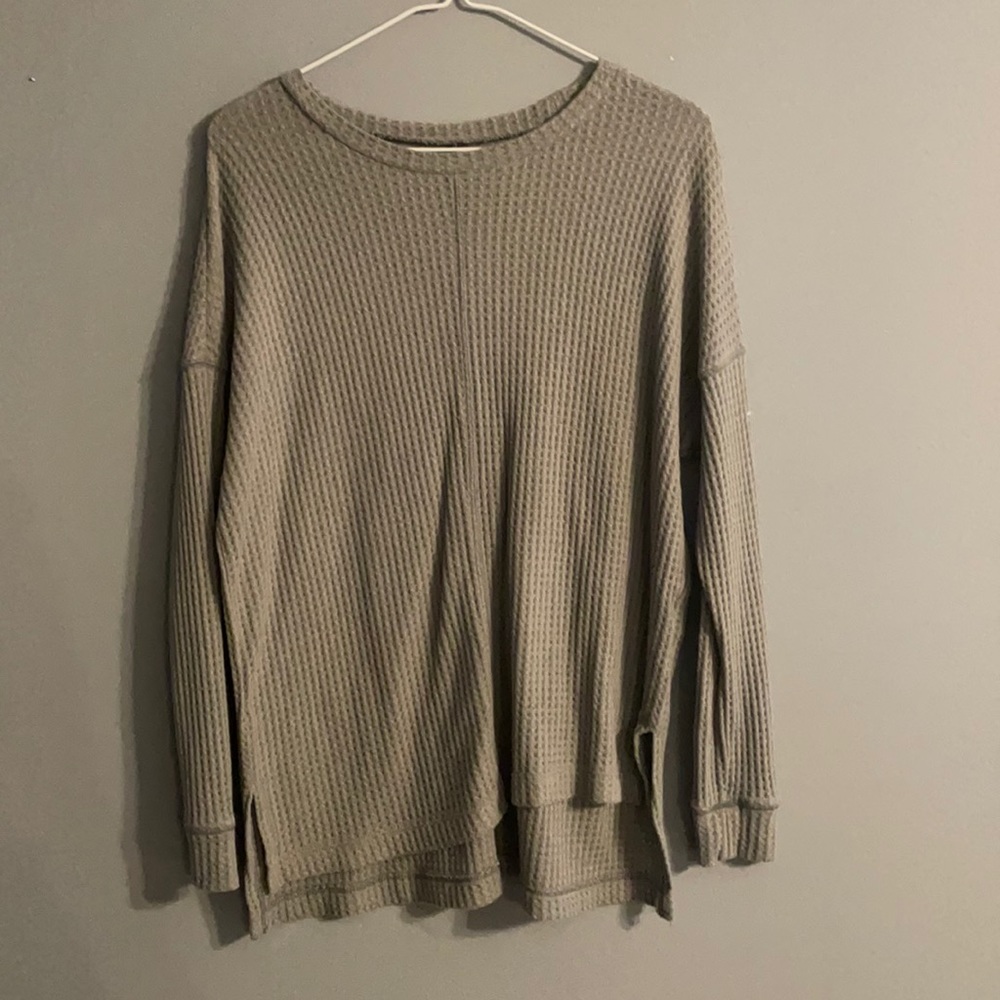 American Eagle top